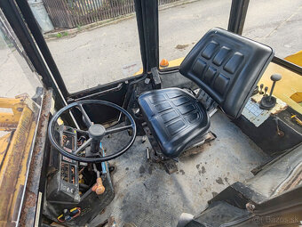 traktor bagr / buldobagr Lewis Badger 4x4, 262 000kč + DPH - 5