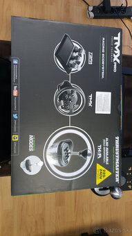 Herný pretekársky volant a pedálový set Thrustmaster TMX PRO - 5