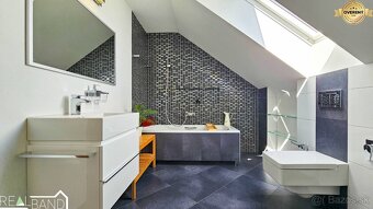 PREDAJ - RODINNÝ DOM - MALÁ MAČA - CELKOVÁ ROZLOHA 2 719 M² - 5