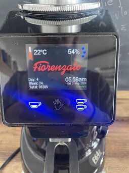 Predám profi presso stroj + mlynec na kávu a vybavenie - 5