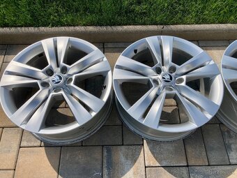 Alu disky org Škoda 5x112 7J ET45 R18 - 5