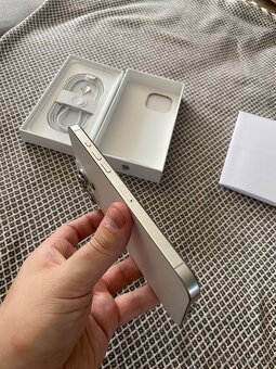 iPhone 16 Pro Max - White 256GB - 5