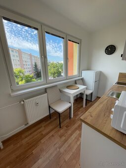 Ponúkame Vám na prenájom 1 izbový byt na Ondavskej ulici na - 5