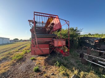 Pomac rajčinové kombajny - 5