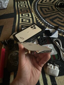 Apple iPhone 13 Pro + príslušenstvo s hodinkami - 5
