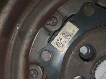 Zotrvačník 2.0 tdi, 110 kW - 5