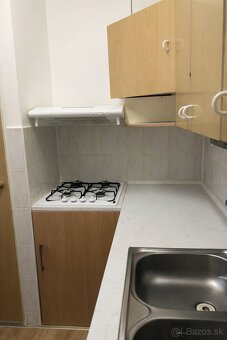 Zariadený 1-izbový byt - 5