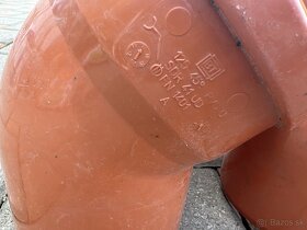 kanalizačné kolená, spojky, redukcie 2,50€/kus - 5