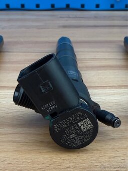 Predám trysky 1.6TDi - 5