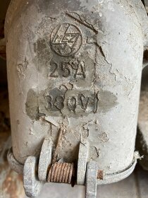 Predám stôl z cirkulára / pracovný ponk - 5