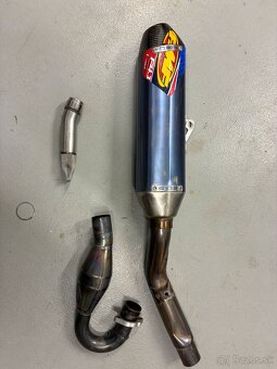 Kawasaki KX 250 F - 5