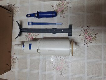 Predam wc splachovac geberit - 5