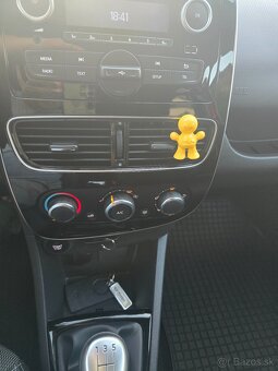 Predám Renault Clio 0.9Tce r.v.2019 61tis km - 5