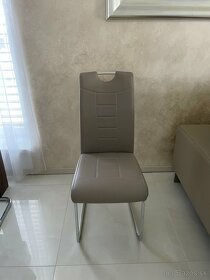 Jedálenské stoličky - 5