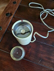 Elektrický mlynček na kavu - 5