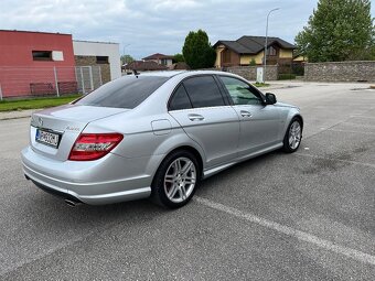 Mercedes W204 AMG - 5