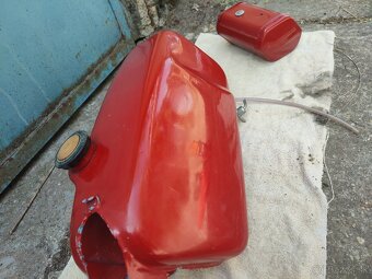 Jawa mustang nádrž a kastlik - 5