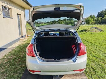 Kia ceed 1.6cvvt 2012 nepojazdné - 5