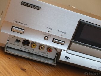 ONKYO K-200R TapeDeck - PIONEER DVR-7000 DVD Recorder--JVC - 5