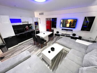 Na predaj 3+1 izbový byt po rekonštrukcii - 5