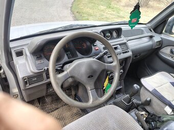 Predám Mitsubishi Pajero 2.5 TD - 5