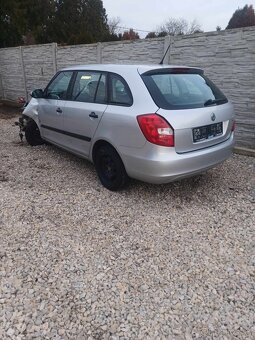 Rozpredam škoda Fabia II Combi Lift 1.2HTP CGPA 2012 - 5