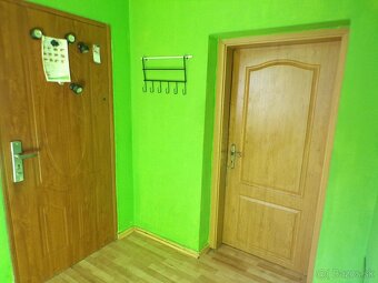Na predaj rodinný dom so záhradou v obci Prašice - 5