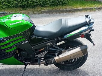 KAWASAKI ZZR 1400 performance - 5