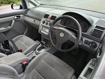 Rozpredám Volkswagen Touran 2.0 TDI DSG automat - 5