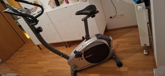 Stacionárny bicykel HouseFit - 5