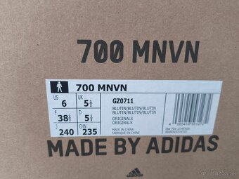 Adidas Yezzy 700 - 5