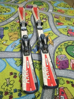 Lyže a lyžiarky - 5