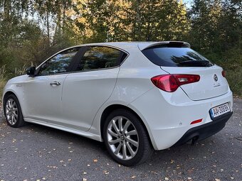 Alfa Romeo Giulietta 1.4 T 120 (benzín, 88 kW) - 5