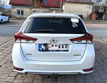 Toyota auris touring sport - 5
