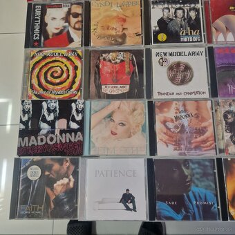 CD-čka...HALFORD,SHAKRA,URIAH HEEP,SANTANA,ROB ZOMBIE,LORDI, - 5