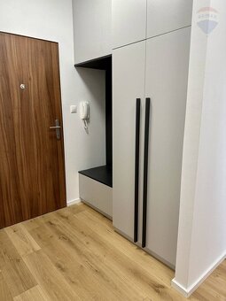 PREDAJ: 3 IZBOVÝ ZARIADENÝ BYT, NOVOSTAVBA - DUNAJSKÁ STREA, - 5