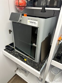 Skriňa na 3D tlačiareň s výsuvným mechanizmom. - 5