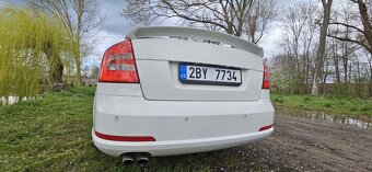 Škoda Octavia RS 2.0 TFSI - 5