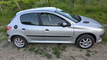 Predám Peugeot 206 1,4 benzín - 5