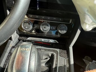 Rozpredam VW Passat B8 2.0 TDI 140kw DFHA 2019 - 5