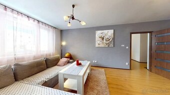 Prenájom veľkého 4-izbového bytu s loggiou, 93 m², Trenčín – - 5