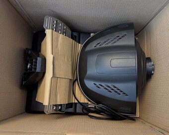 Thrustmaster T300 Ferrari Alcantara + Playseat + Playmat - 5
