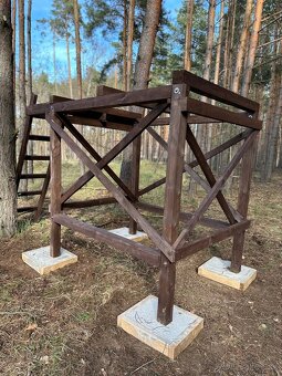 Posed Delux + podstavec Akcia komplet - 5