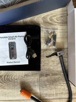 Nový prenosný kompresor pre auto bicykel - powerbanka - 5