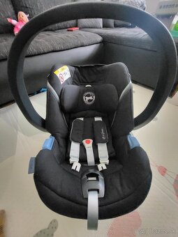 Cybex Aton 5 + isofix - 5