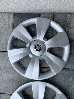 PUKLICE ŠKODA R15 - 5
