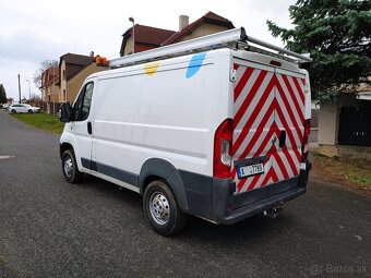 POJAZDNA DIELNA s vestavbou Peugeot Boxer 4x4 - 5