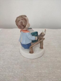 Royal dux chlapec s harmonikou porcelánová soška - 5