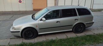 Škoda Octavia 1 1.6SR - 5