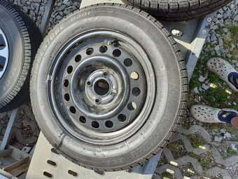 Predám 2 kusi kolies 175/65 R14 4x100 Renault thalia - 5